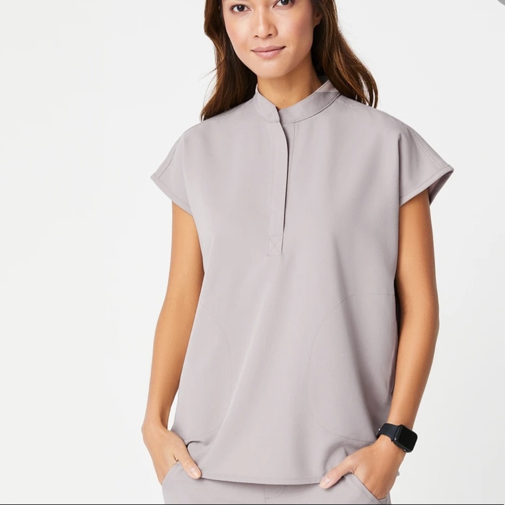 Figs Slate Rafaela scrub top